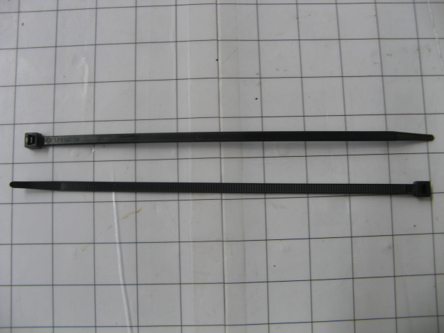 86566989 - CABLE TIE208mm L